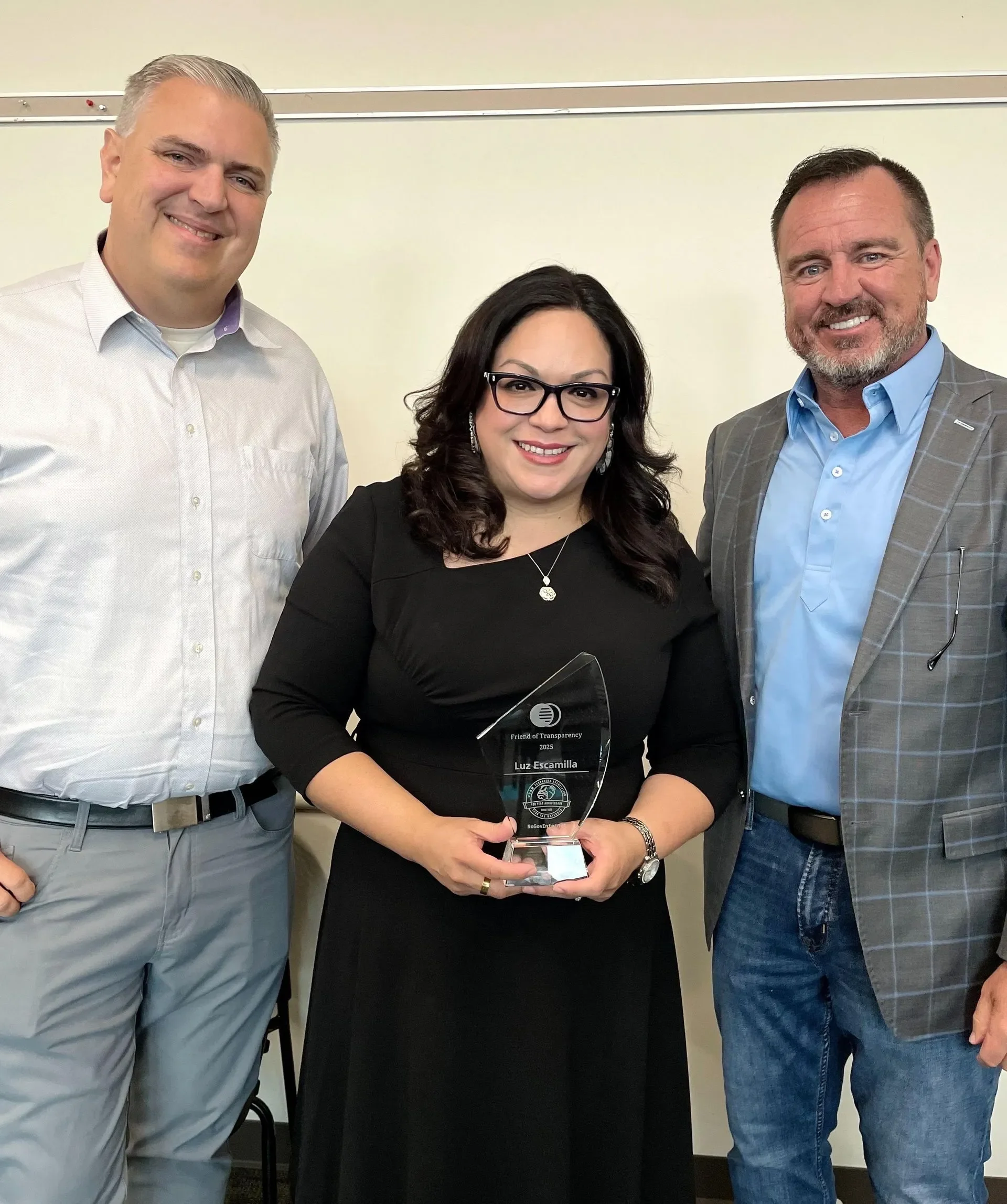 PRESS RELEASE: Senator Luz Escamilla Receives “Friend of Transparency Award”