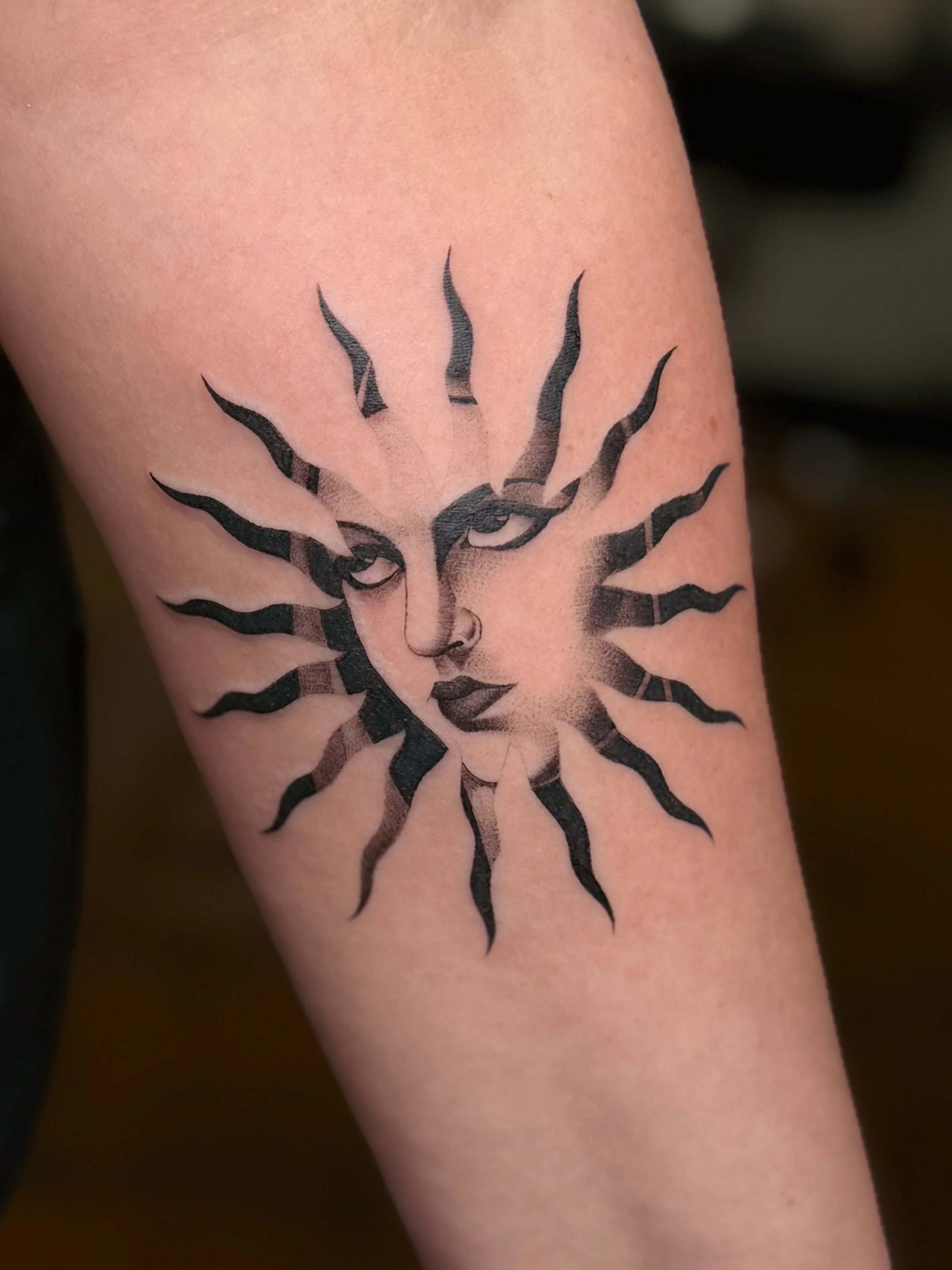 tamara lempicka sun tattoo