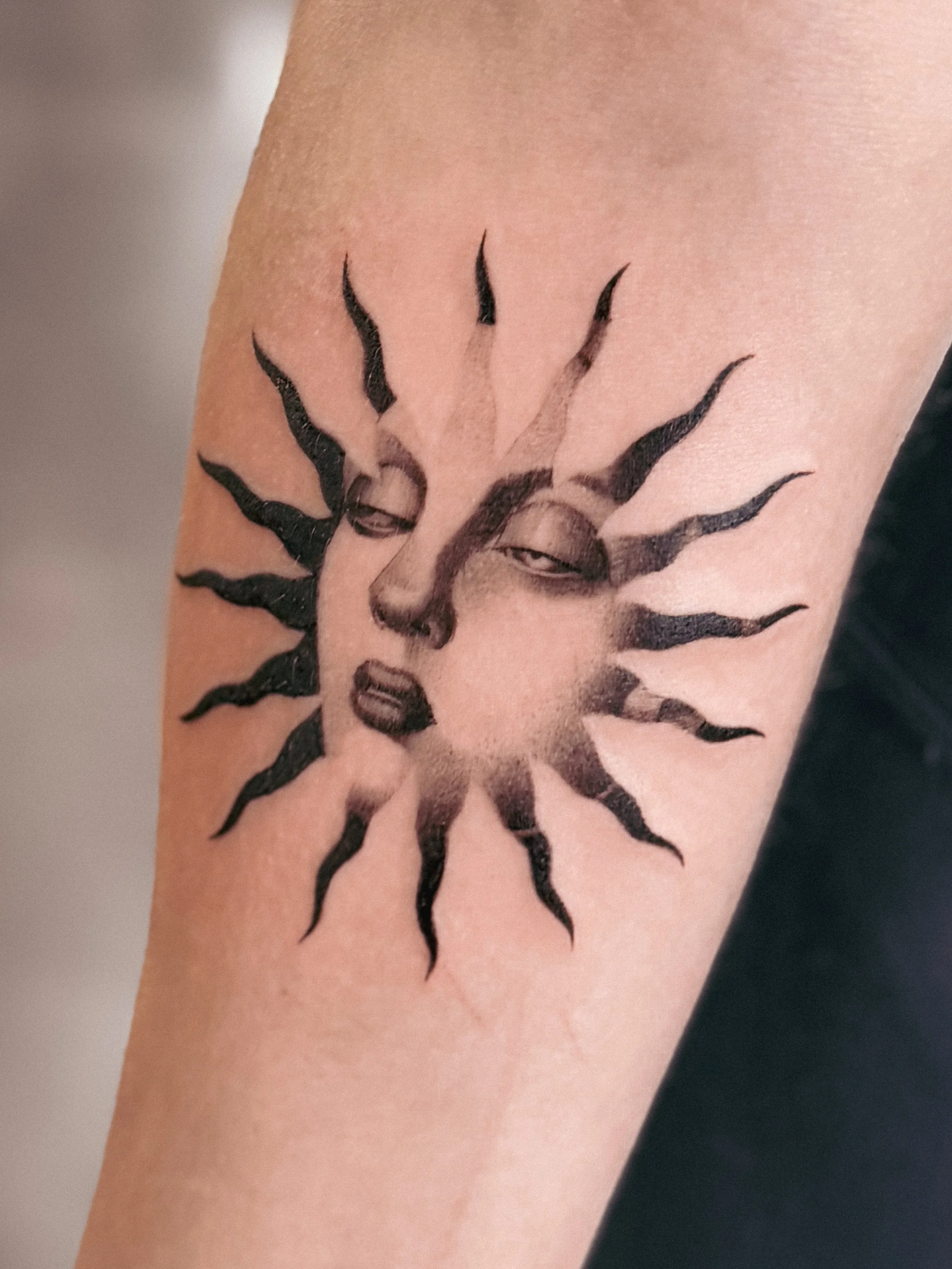 tamara lempicka sun tattoo