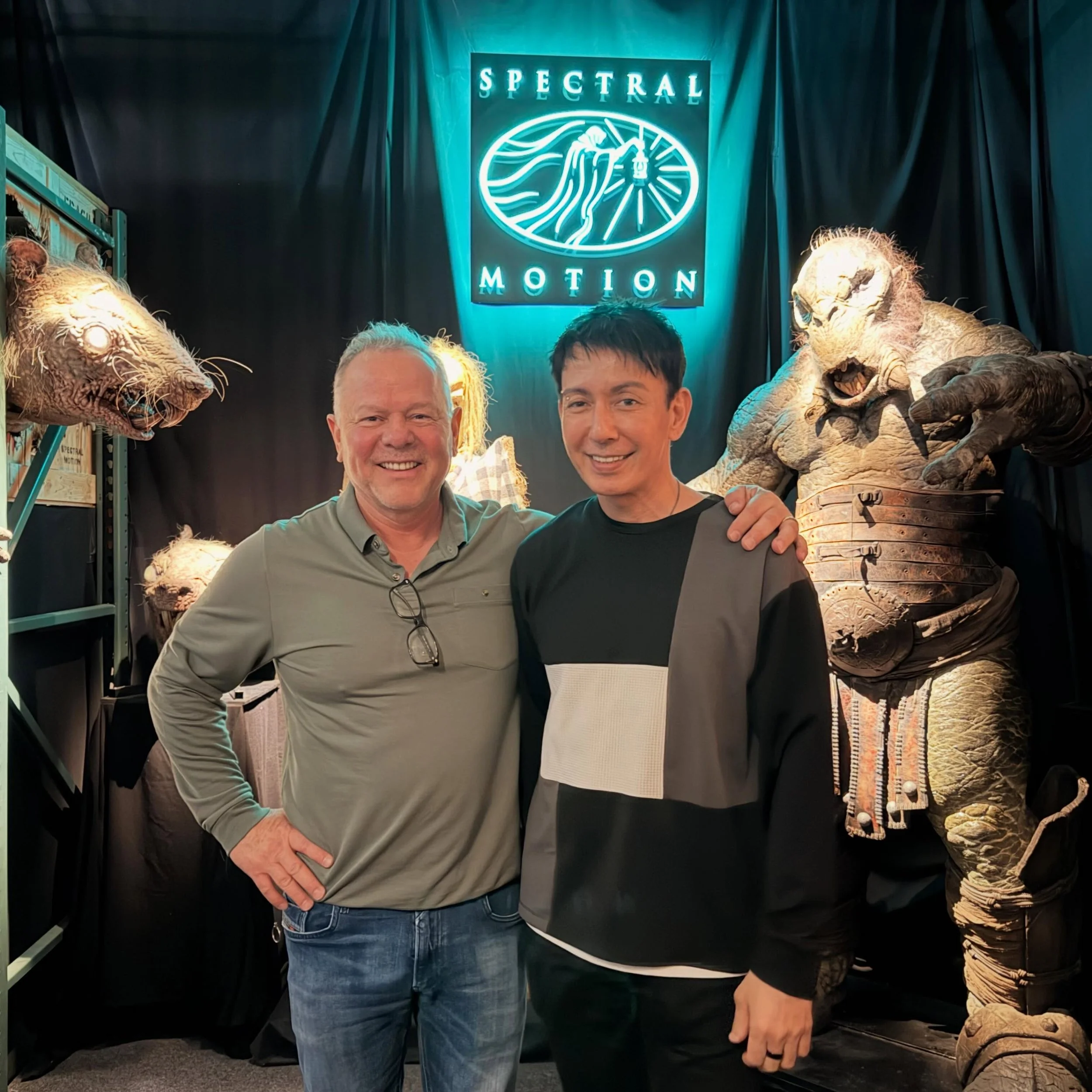 Last month in LA, I had the pleasure of making a new friend, @mikeelizalde , who invited me and my team to visit his incredible workshop, @spectralmotion 
Mike gave us a personal tour of the special effects creatures and creations that so many of us 