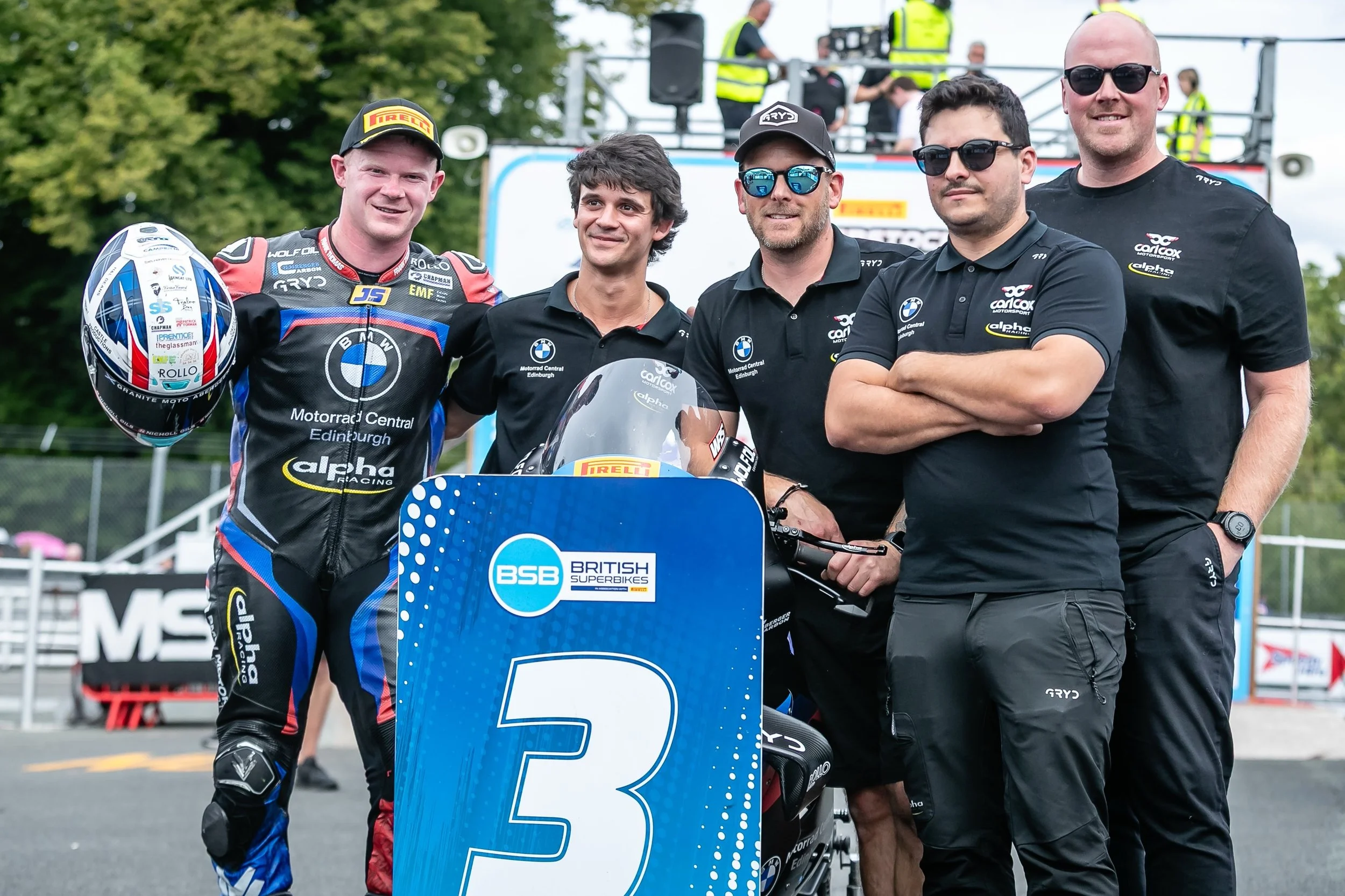 Moments like these 🫂

See you in two weeks at Thruxton! 

#OultonBSB #Superstock #GRYDRacing