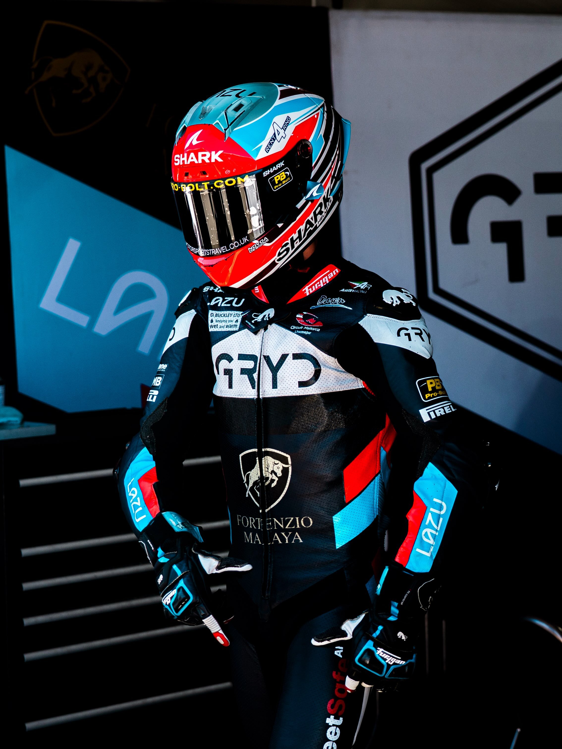 #AustralianGP 🇦🇺 | FRIDAY: 
🤏🏻 So close for a direct Q2 spot for Eddie, but the pace is there to fight his way through Q1! 

FP1: P5 ⏱️1:35.792
PR: P15 ⏱️1:36.195

📸: @manutormo @dastmedia 

#Moto3 #GRYDRacing