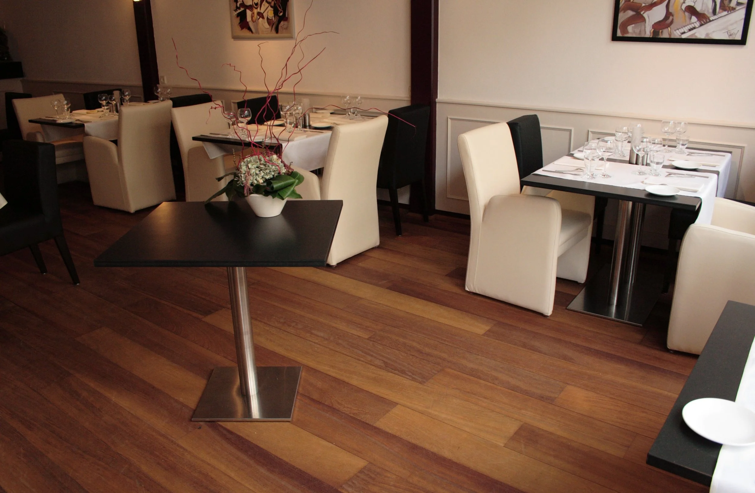 Iroko-02-min.jpg