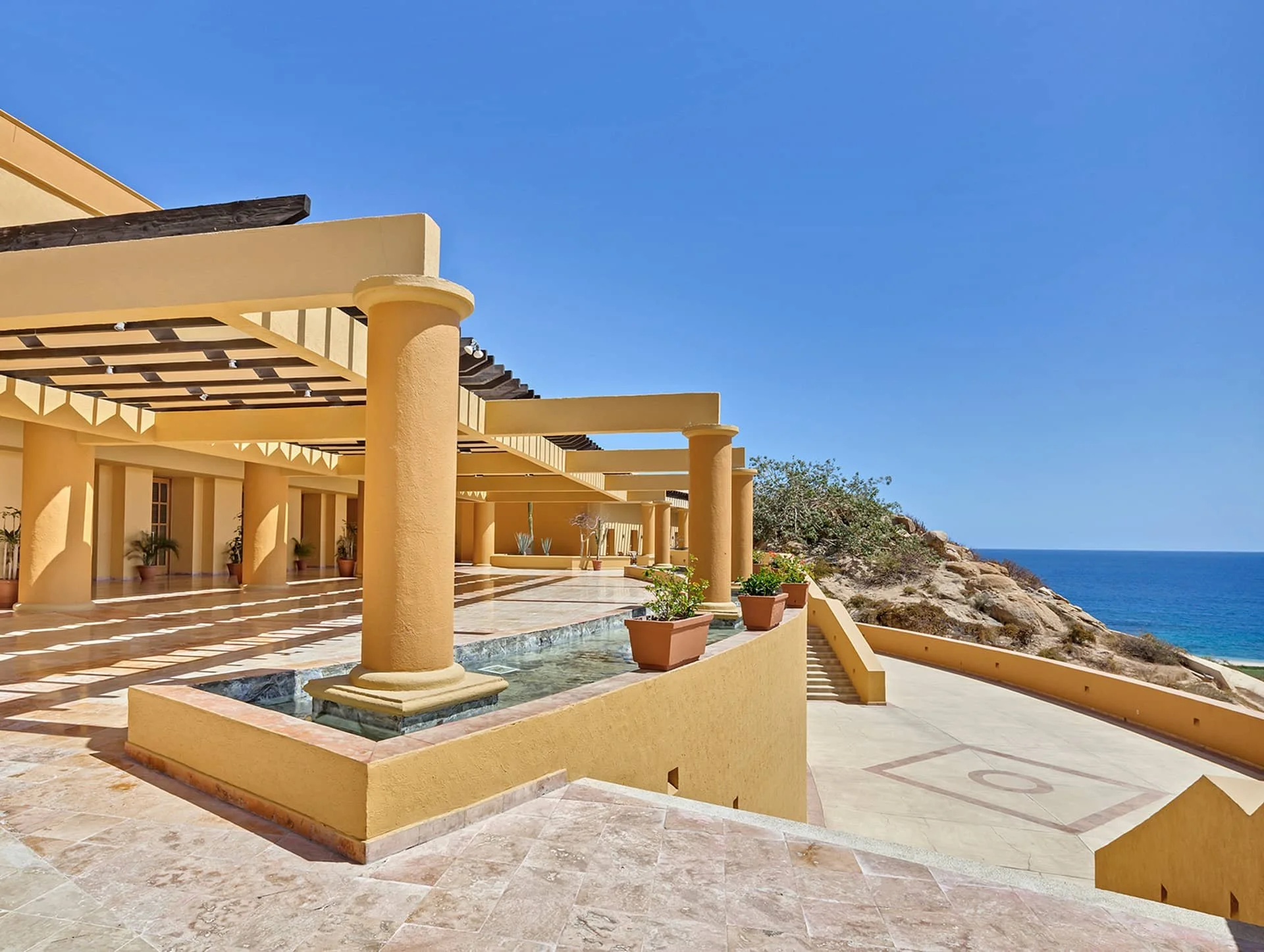 GFALC_Outdoor_Venue_Terraza.jpg