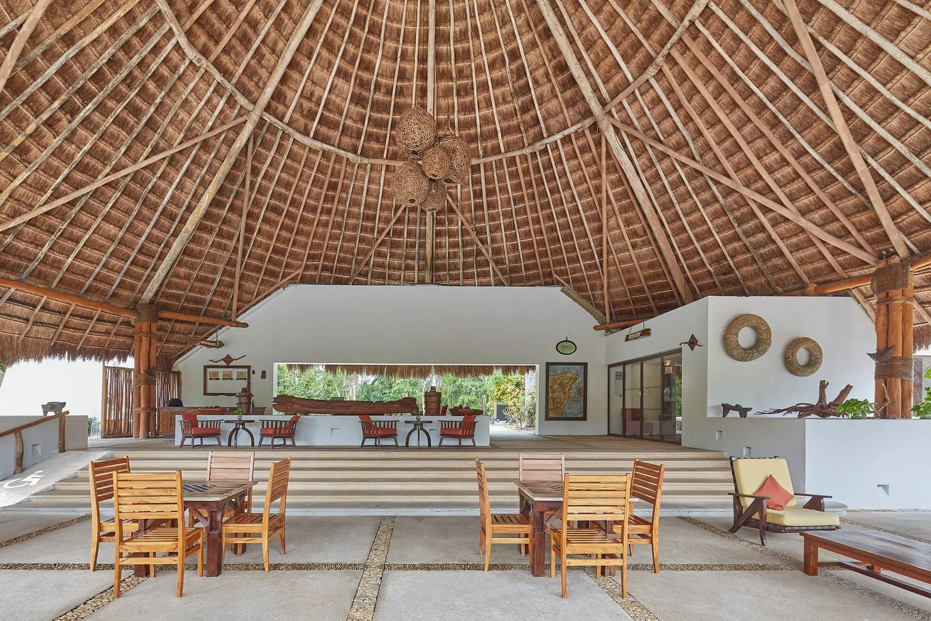 EXSMK_Food_Livingroom_Lounge - copia.jpg