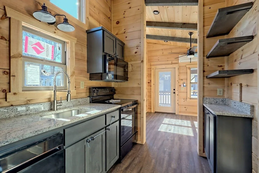 imgi_45_maddox_interior-07.jpg
