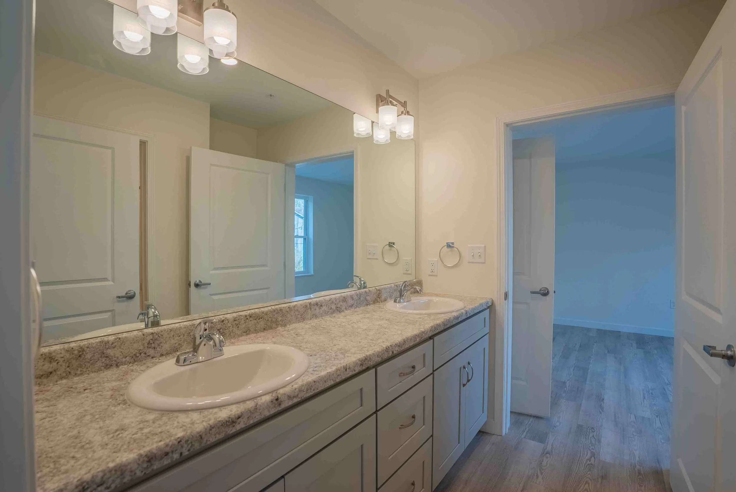 Feb 14th - Ruby Apts - Sony -23.jpg