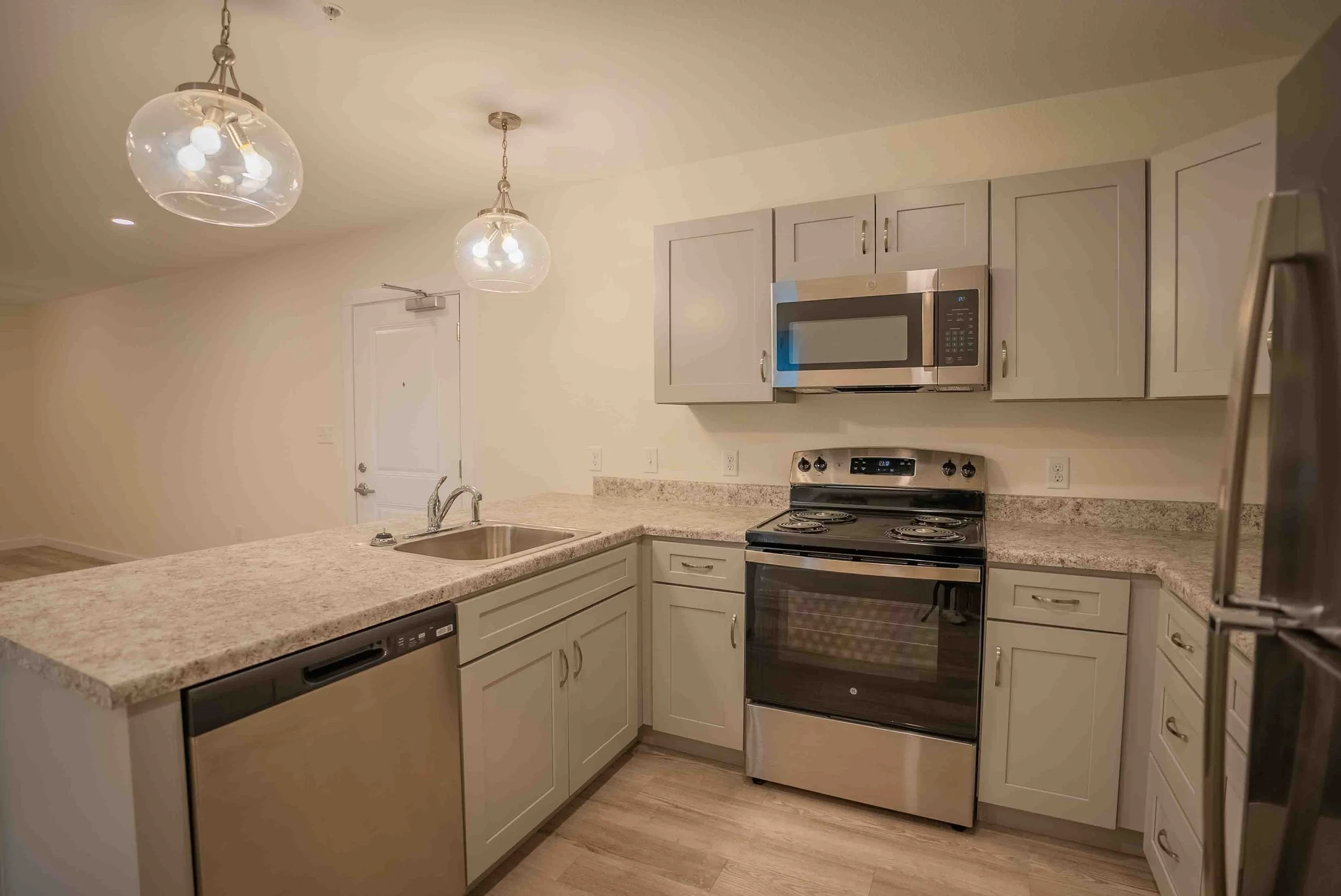 Feb 14th - Ruby Apts - Sony -17.jpg