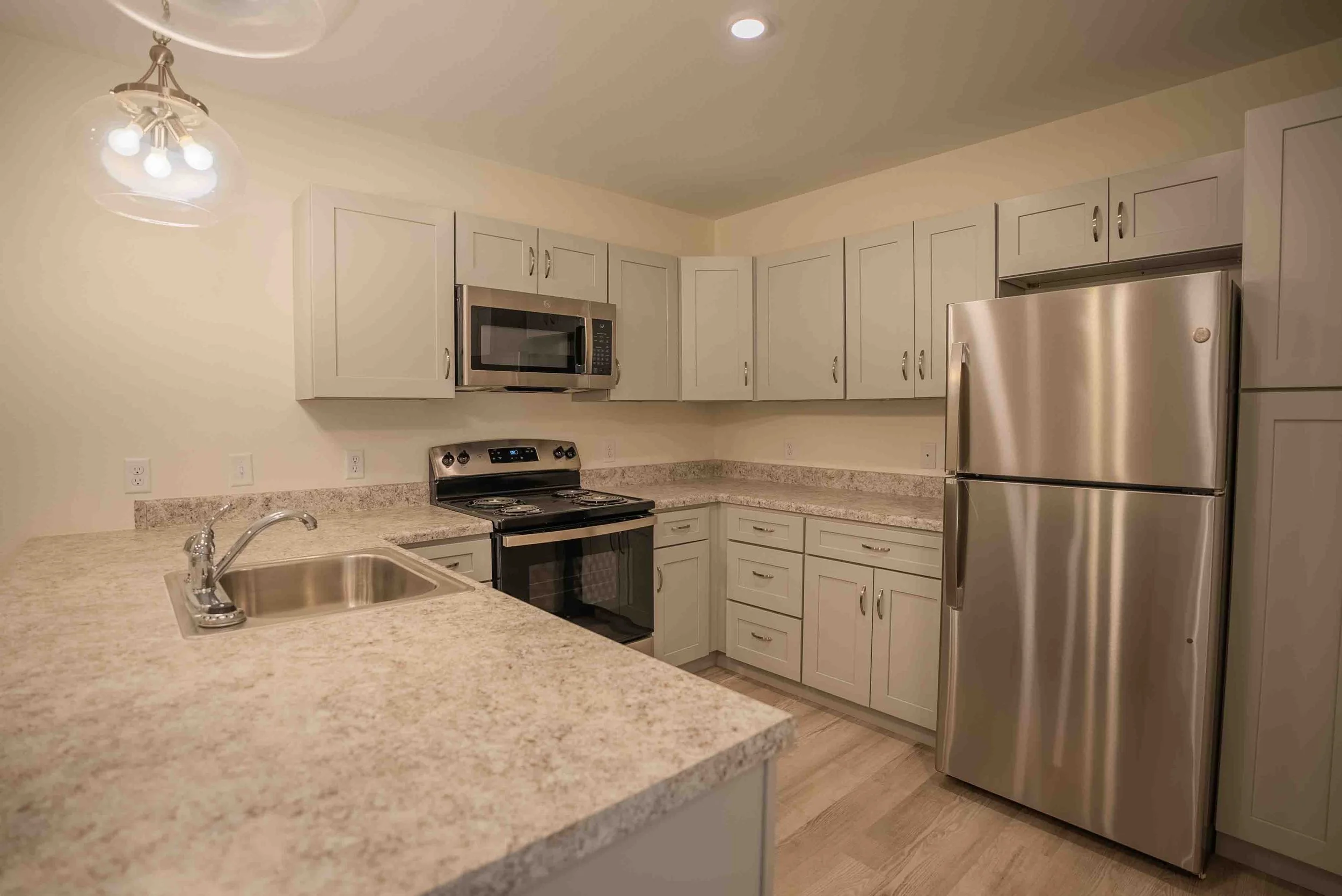 Feb 14th - Ruby Apts - Sony -16.jpg