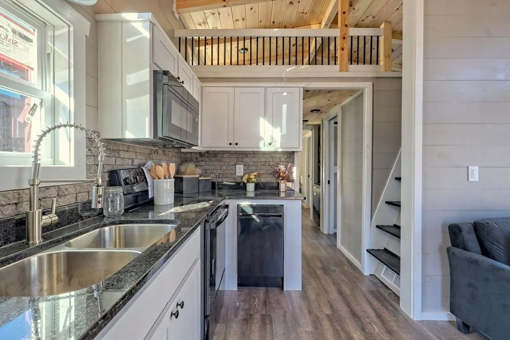 imgi_53_cascade_interior-05.jpg