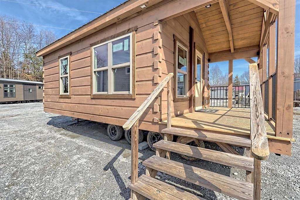 imgi_66_pioneer-log-cabin-exterior-03.jpg