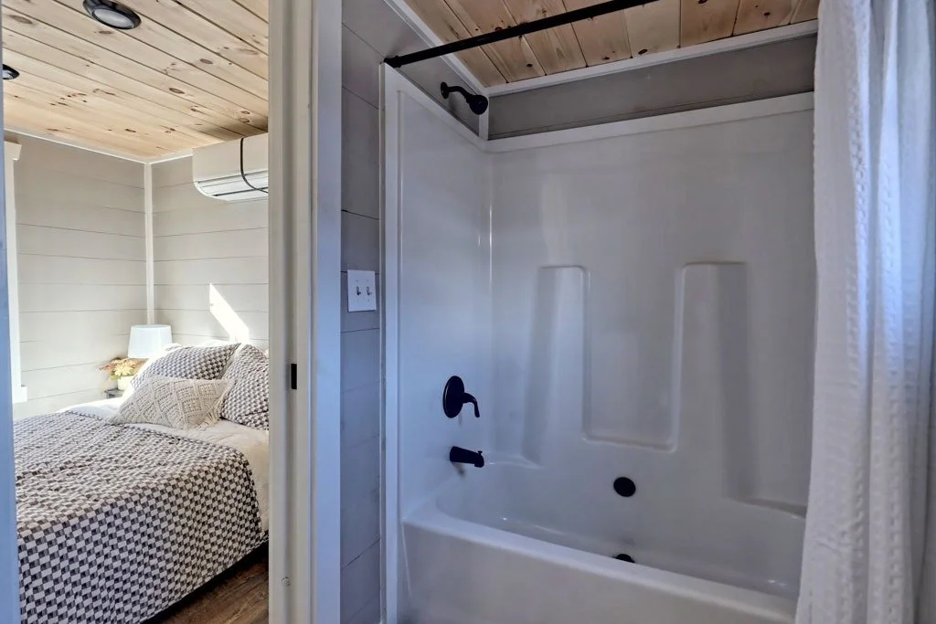 imgi_68_cascade_interior-20.jpg