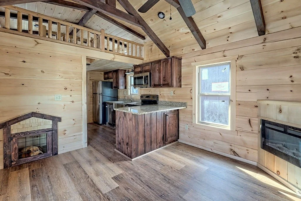 imgi_45_lincoln-log-cabin-us-living-room-02.jpg
