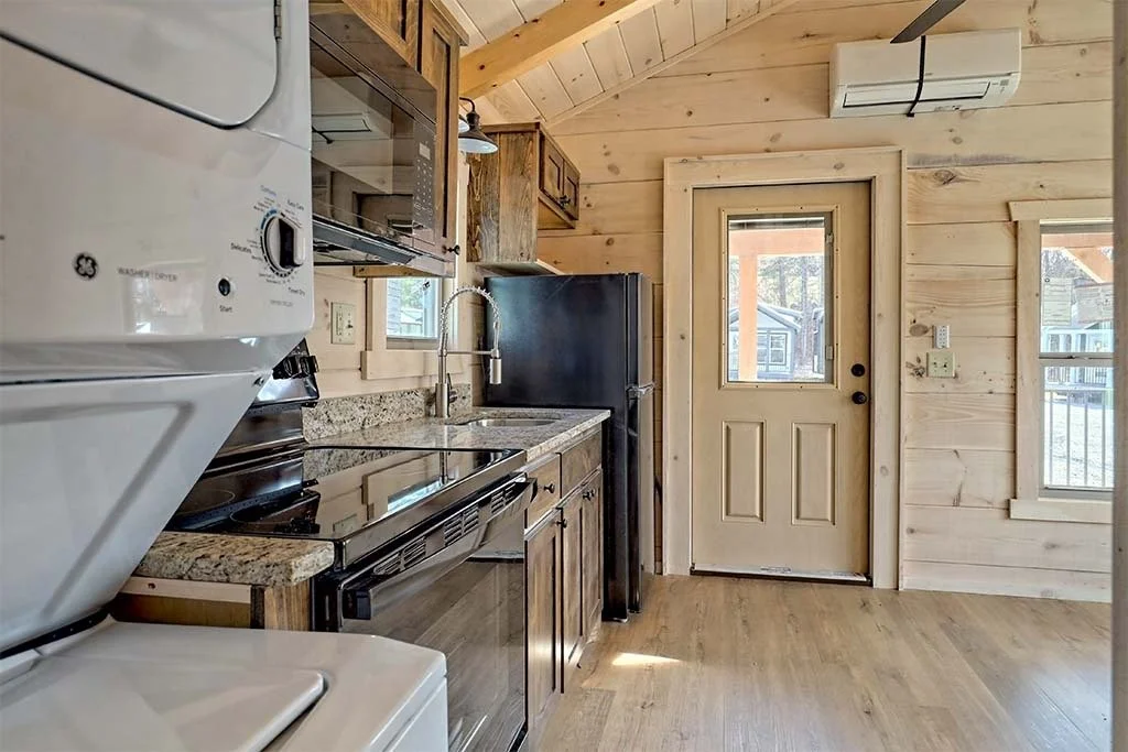 imgi_58_pioneer-log-cabin-kitchen-02.jpg