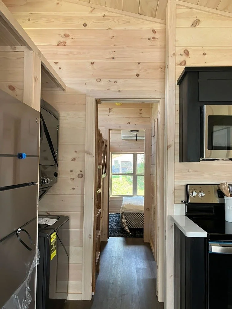 imgi_57_blackberry_interior-08.jpg