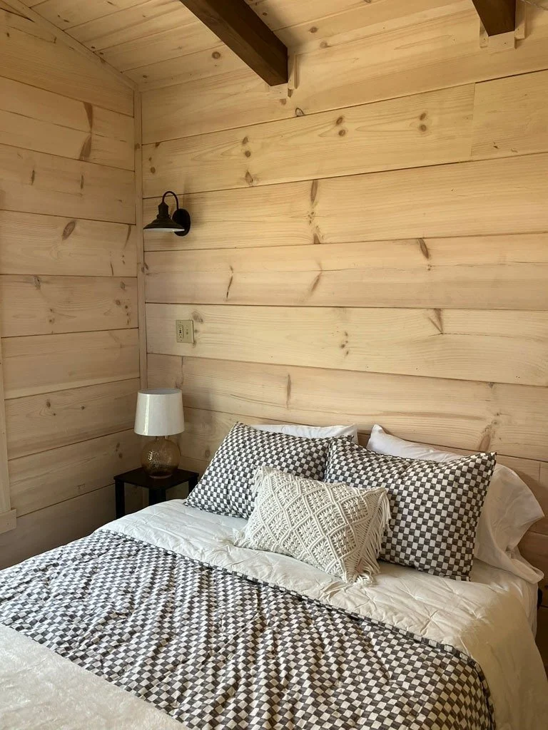 imgi_56_blackberry_interior-09.jpg