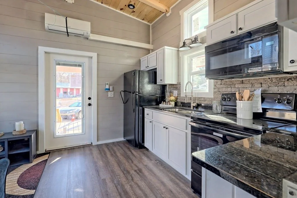 imgi_56_cascade_interior-08.jpg