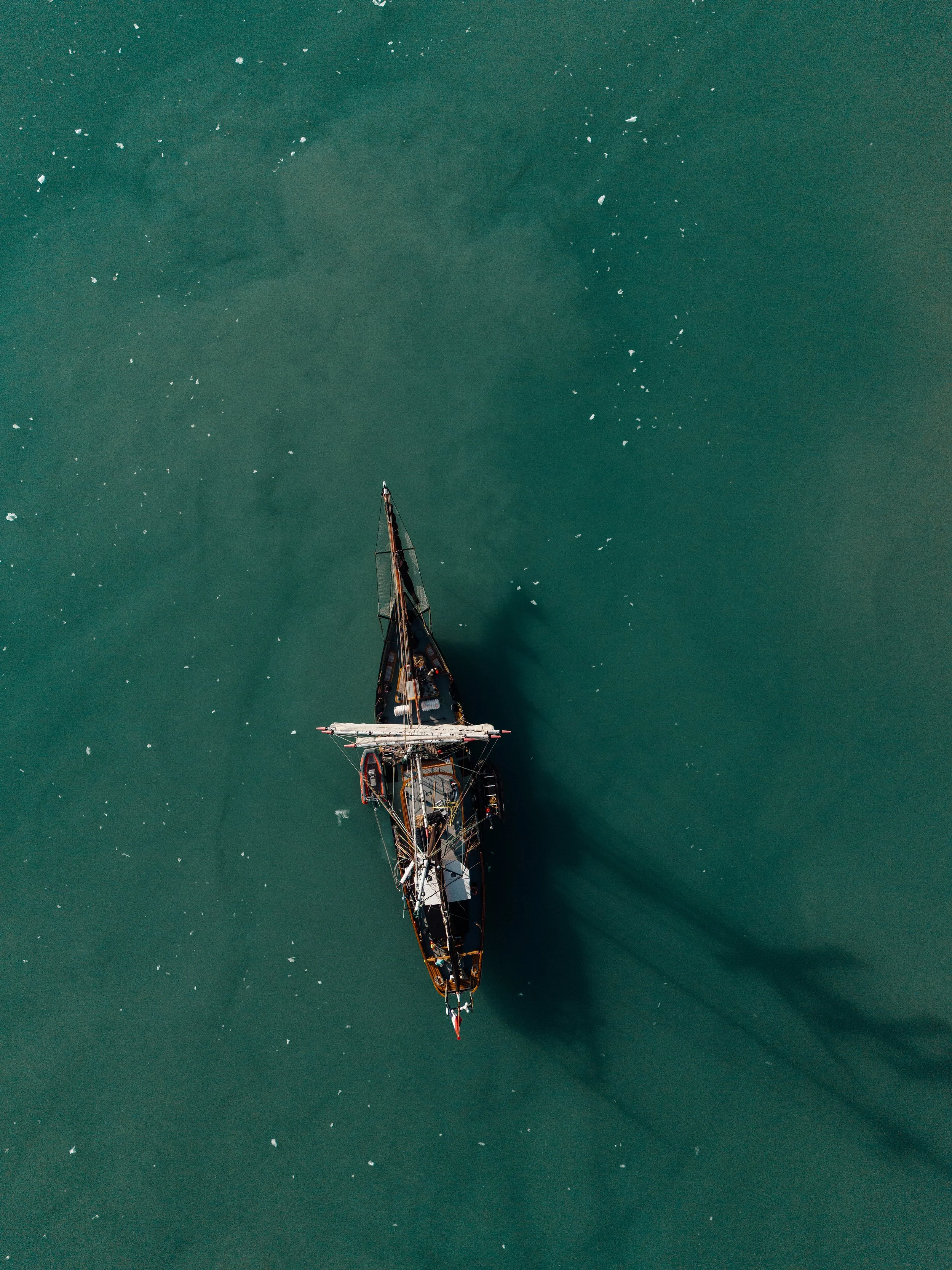 svalbard.drone-4.jpg