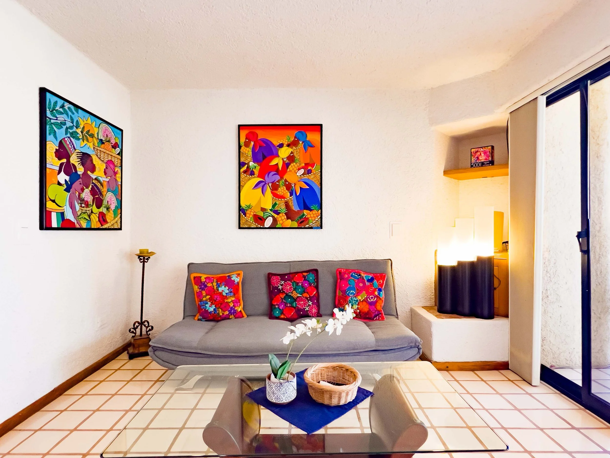 Unit 170  living room 3.jpg