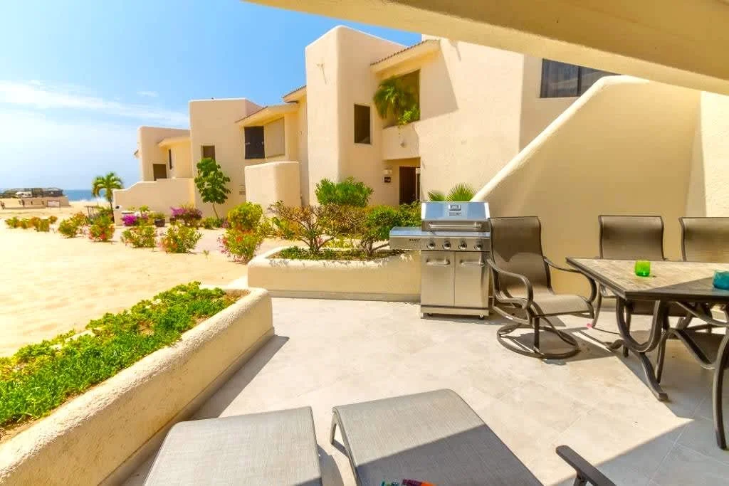 Unit 116 patio.jpg