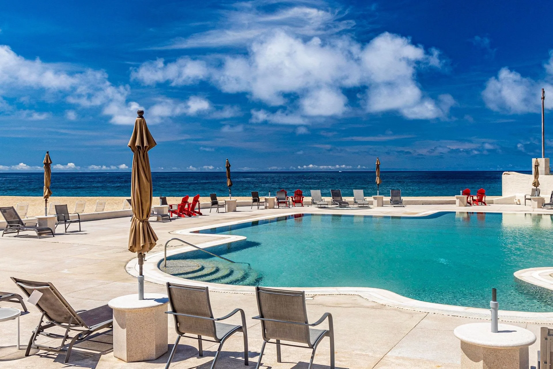 Unit 170 pool.jpg