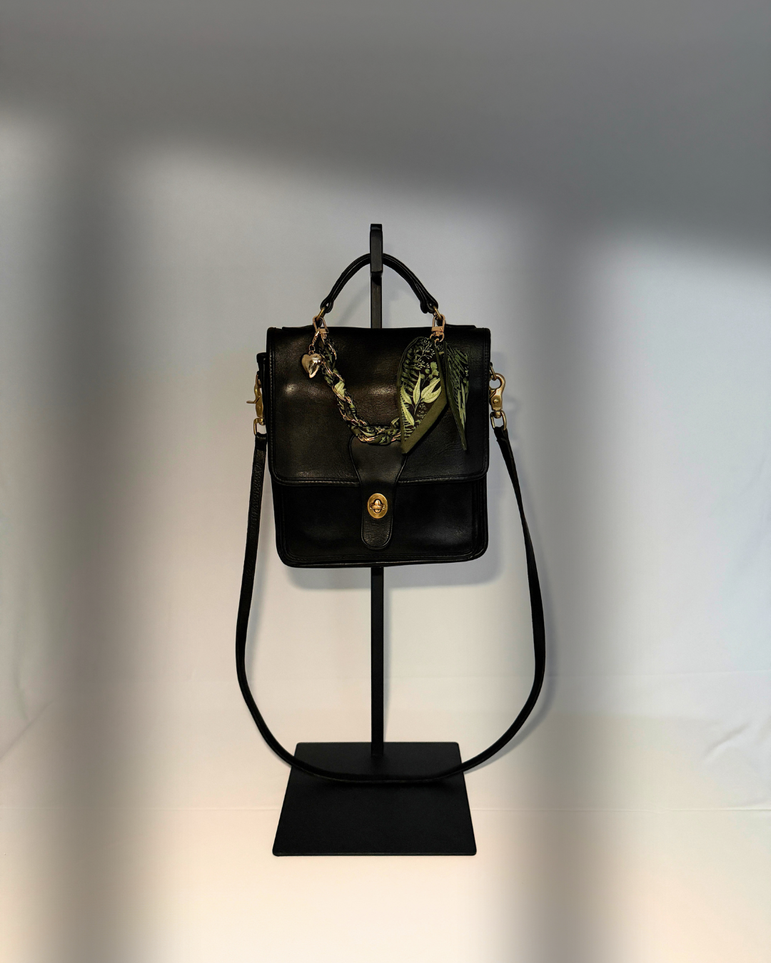 Coach Classic Station Bag | Black Glovetanned Leather