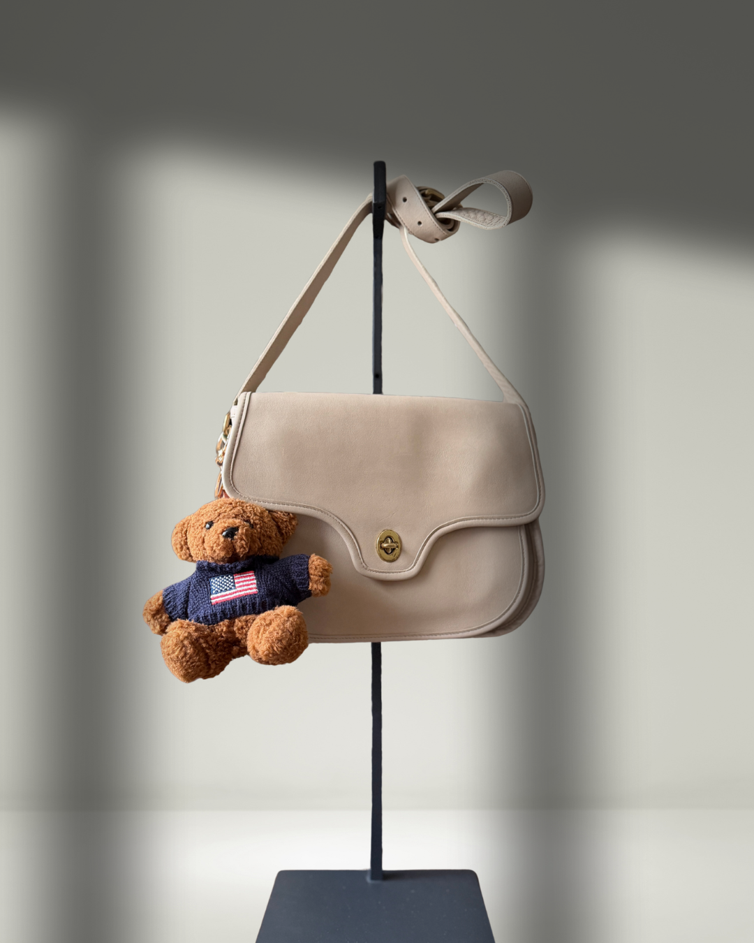 Vintage Coach Lenox | Bone Glove Tanned Leather