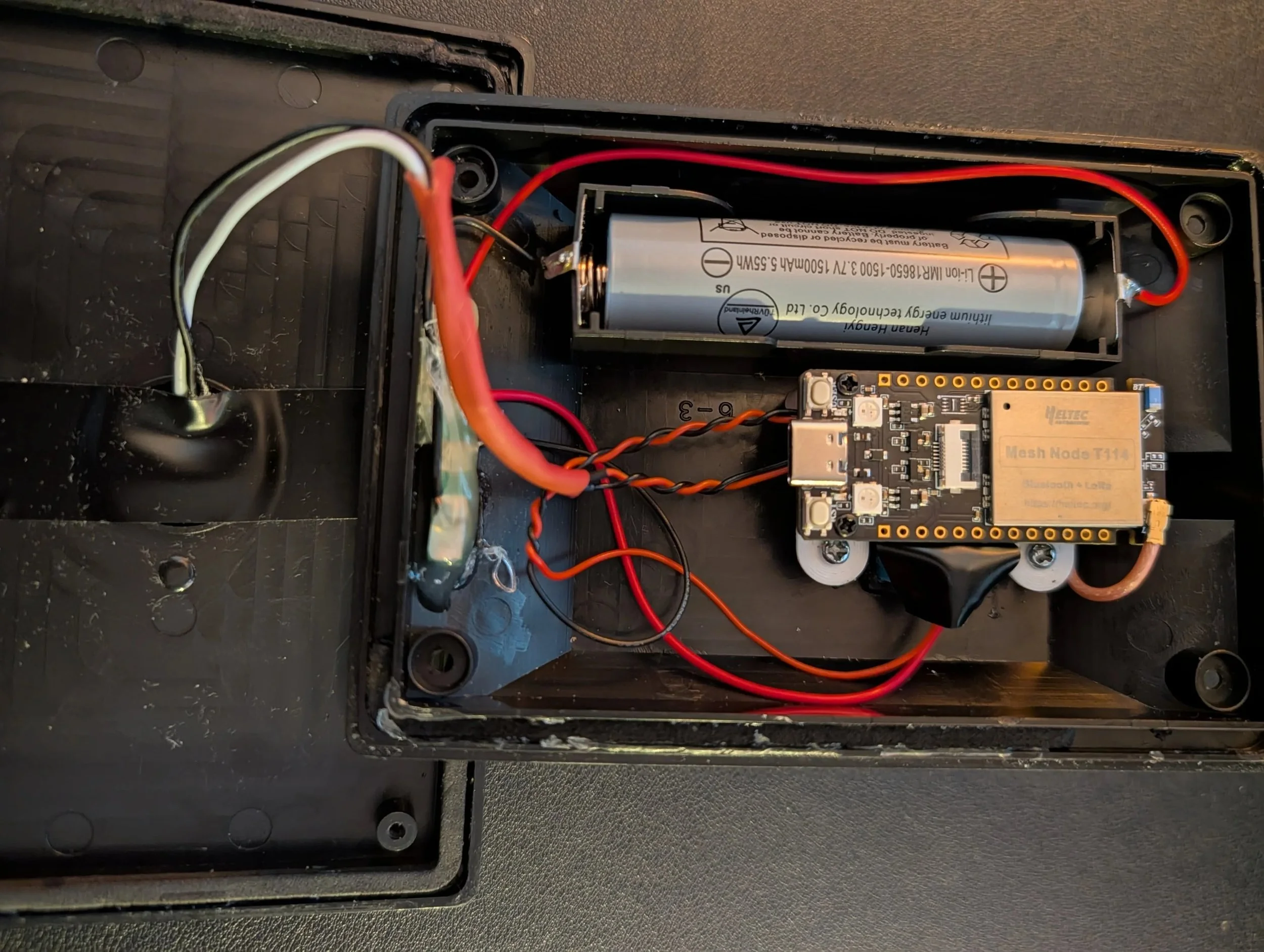 T114+Mount+with+Hardware.jpg