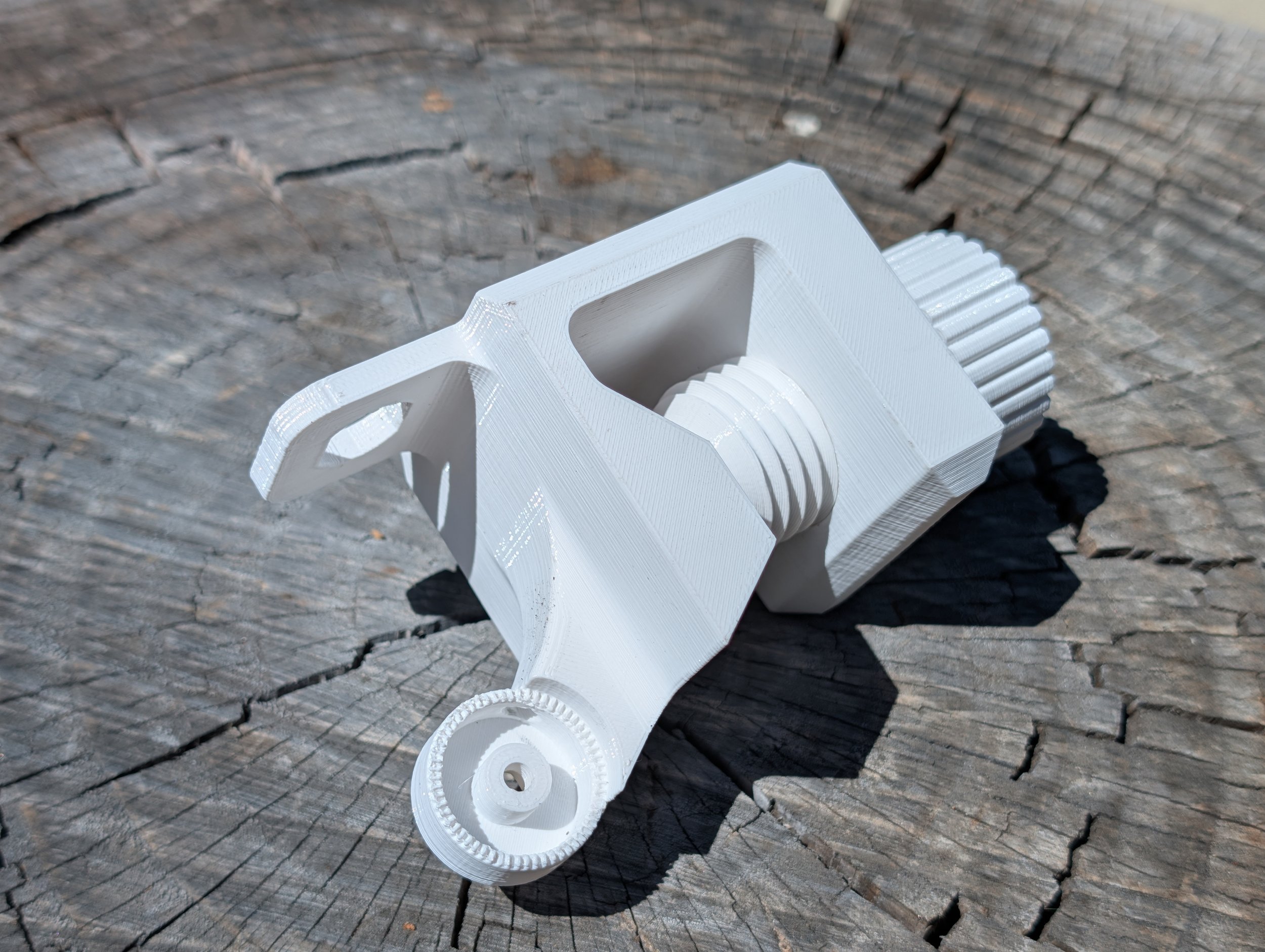 Gutter Mount 1.jpg