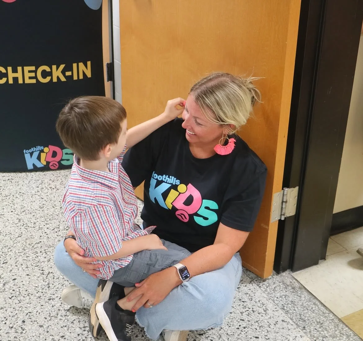 💛 ¡Qué domingo tan increíble hemos pasado en Foothills Kids! 💛 Esta semana hemos aprendido sobre «La parábola del Ba.jpg»