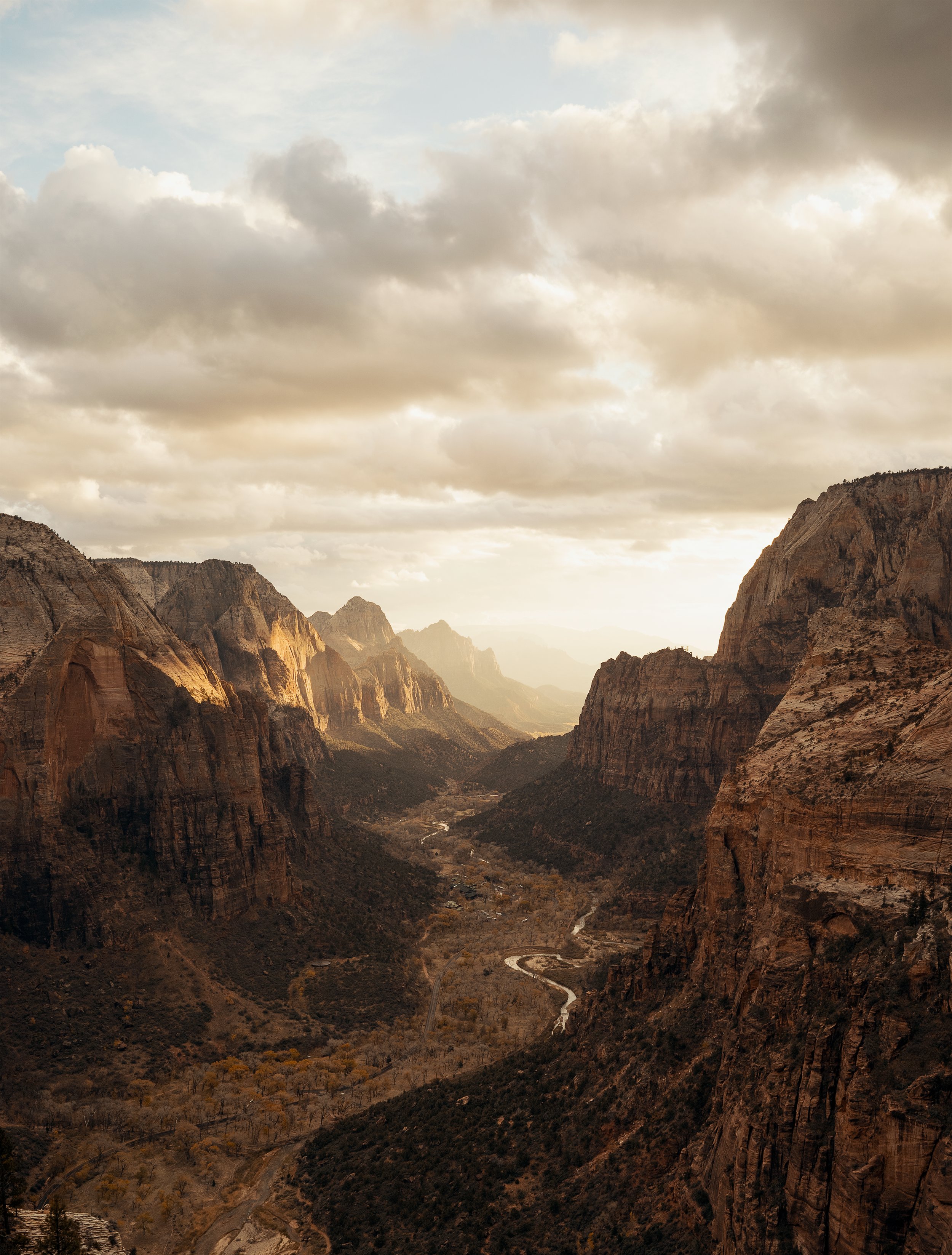 DSC02865-Angel's Landing Port.png
