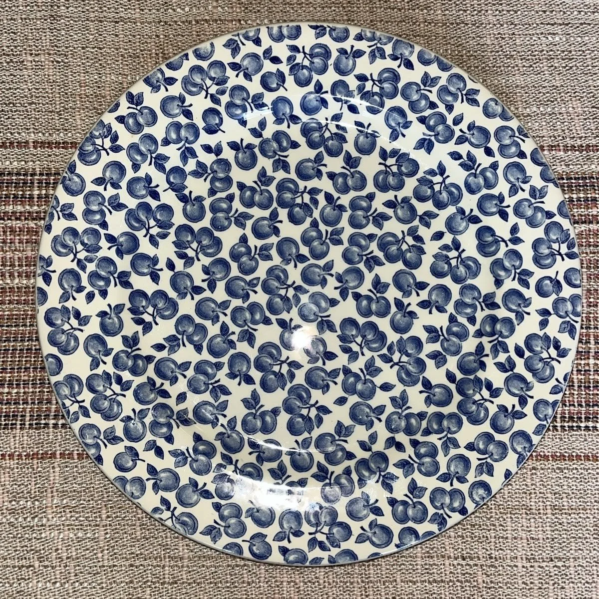 EIT20 England Blue Apple Dinner Plate Ironstone 10 3/8" English Countryside 