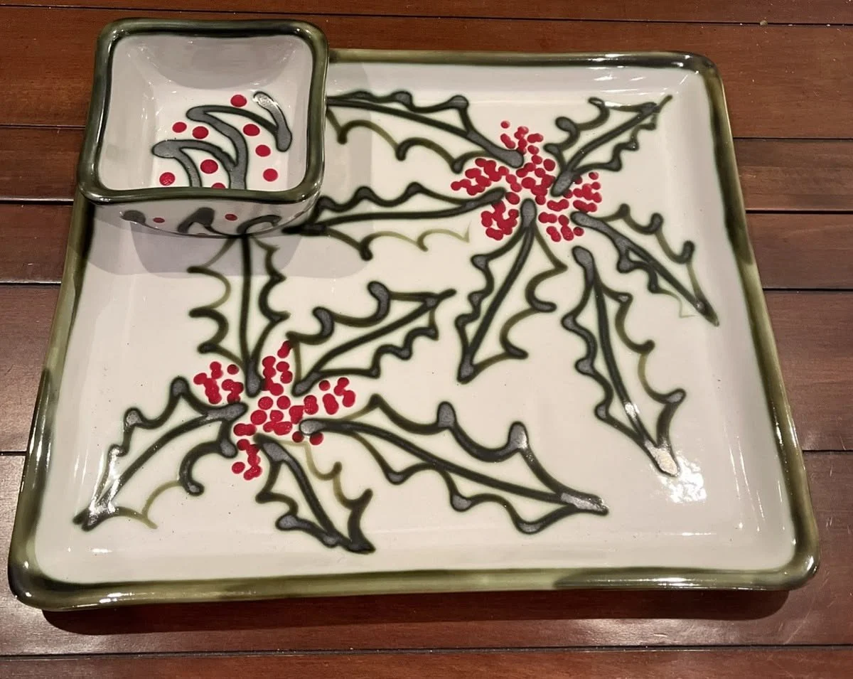 Louisville Stoneware Holly & Berry Graffiti PLatter & Chip Dip Bowl Signed