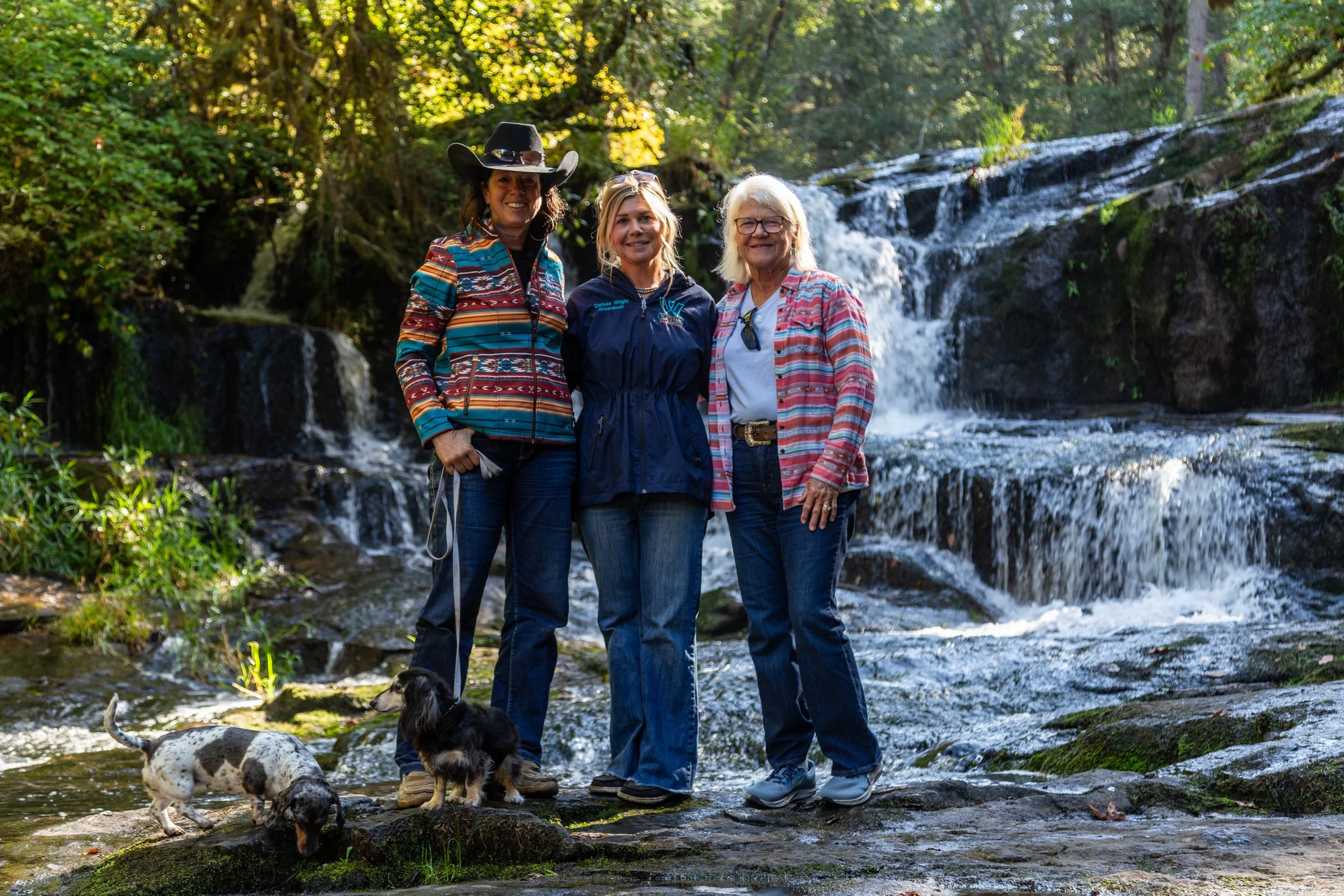 Margaret Heard, Chrissa Wright, Tabitha Smith 