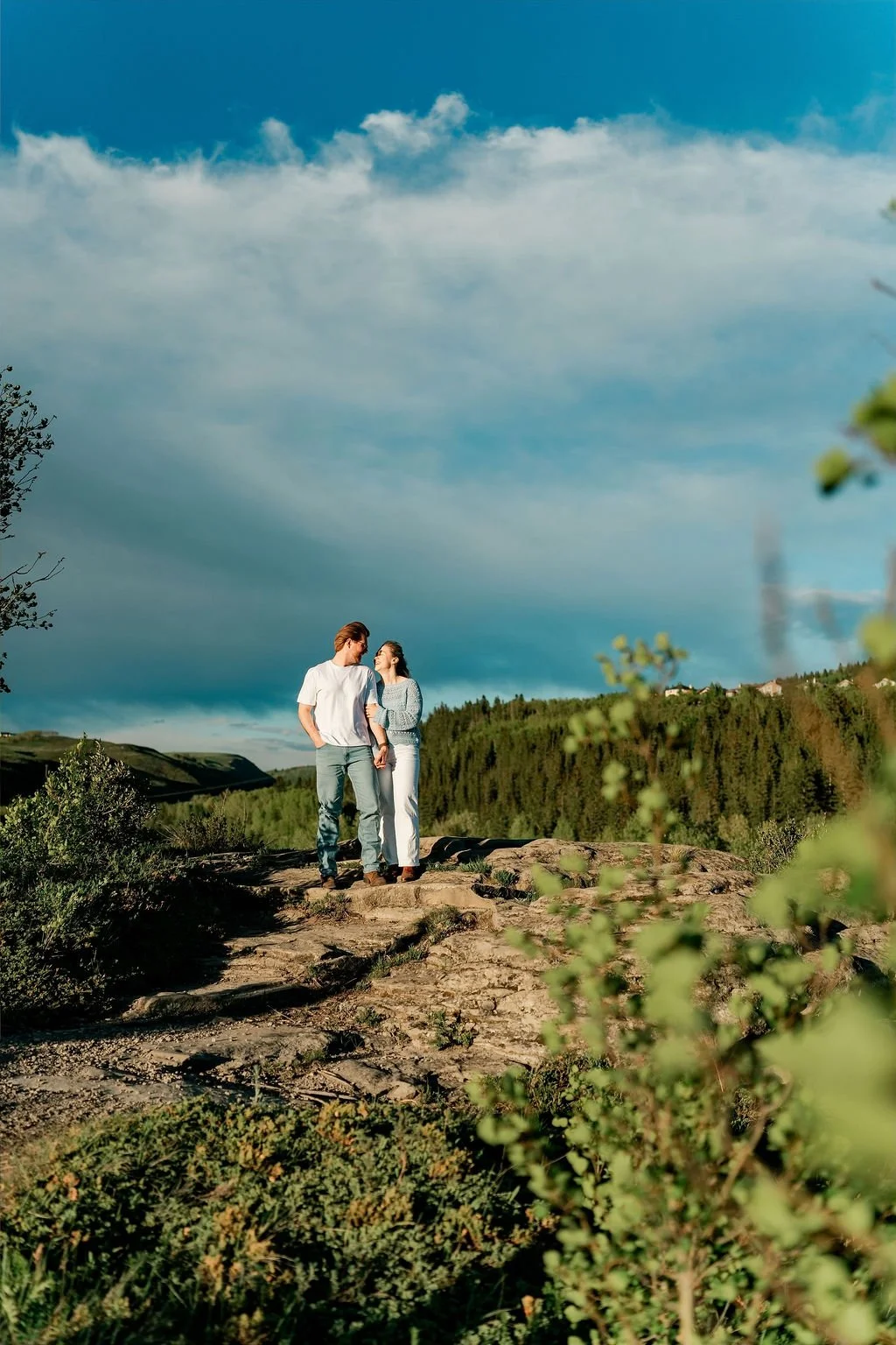 cochrane-engagement-cochrane-engagement-photographer-filmed-by-silas-weddings-alberta-engagement-photographer-june-engagement-calgary-engagement