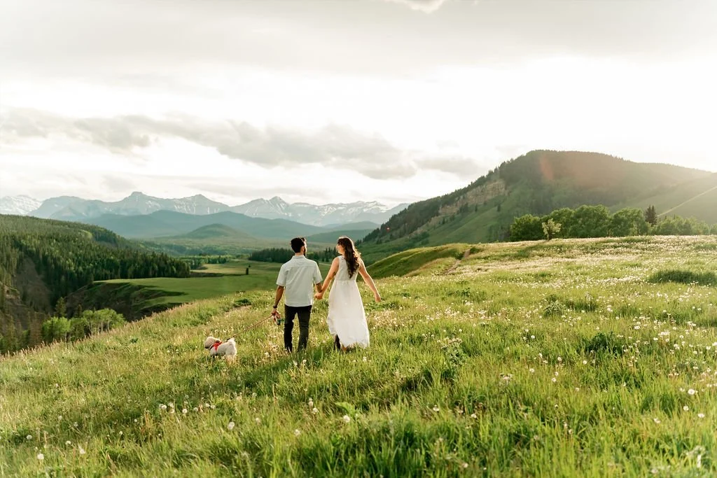 bighorn-lookout-engagement-bighorn-lookout-engagement-photographer-alberta-engagement-photographer-mountain-engagement-session-calgary-engagement-photographer