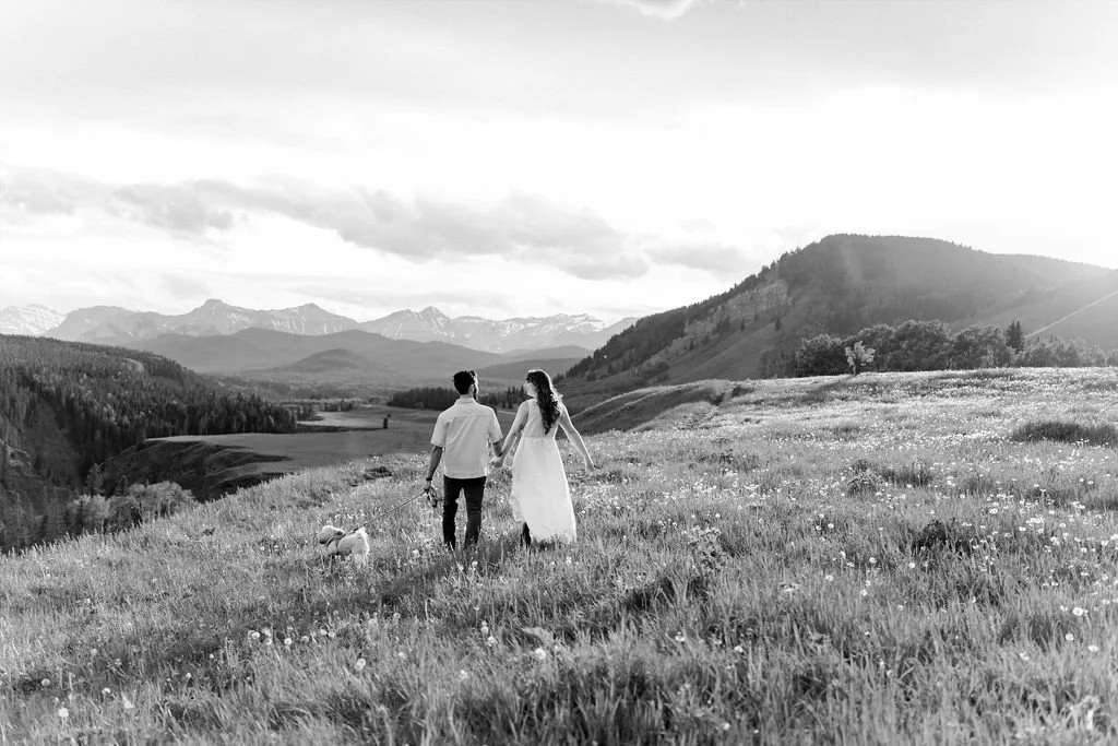 bighorn-lookout-engagement-bighorn-lookout-engagement-photographer-alberta-engagement-photographer-mountain-engagement-session-calgary-engagement-photographer