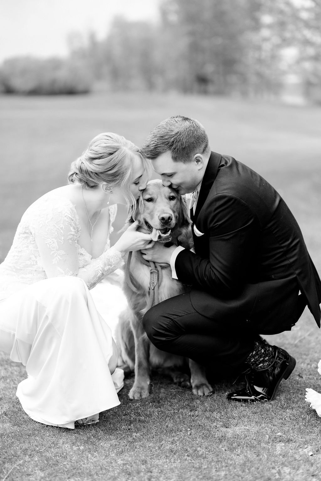 international-peace-gardens-wedding-international-peace-gardens-wedding-photographer-manitoba-wedding-photographer-garden-wedding-spring-wedding-photography