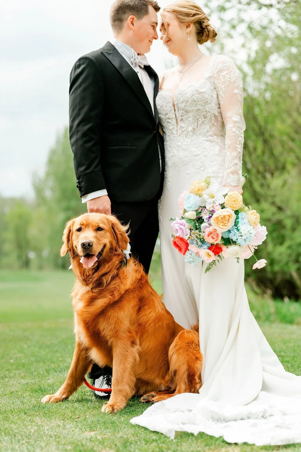 international-peace-gardens-wedding-international-peace-gardens-wedding-photographer-manitoba-wedding-photographer-garden-wedding-spring-wedding-photography