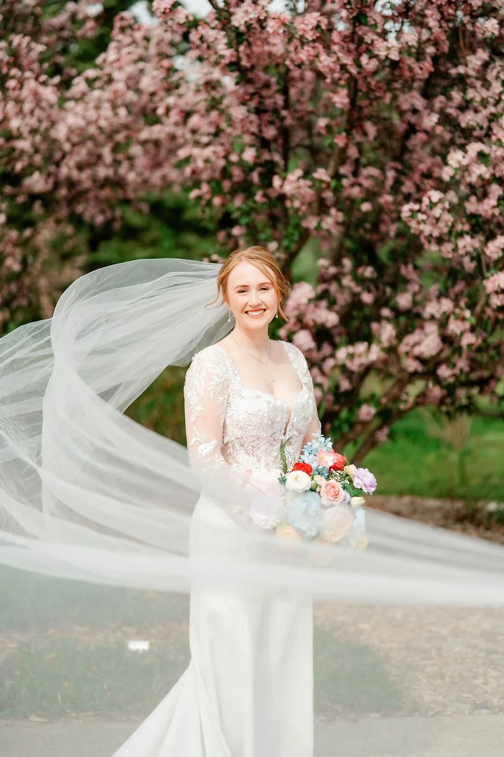 international-peace-gardens-wedding-international-peace-gardens-wedding-photographer-manitoba-wedding-photographer-garden-wedding-spring-wedding-photography