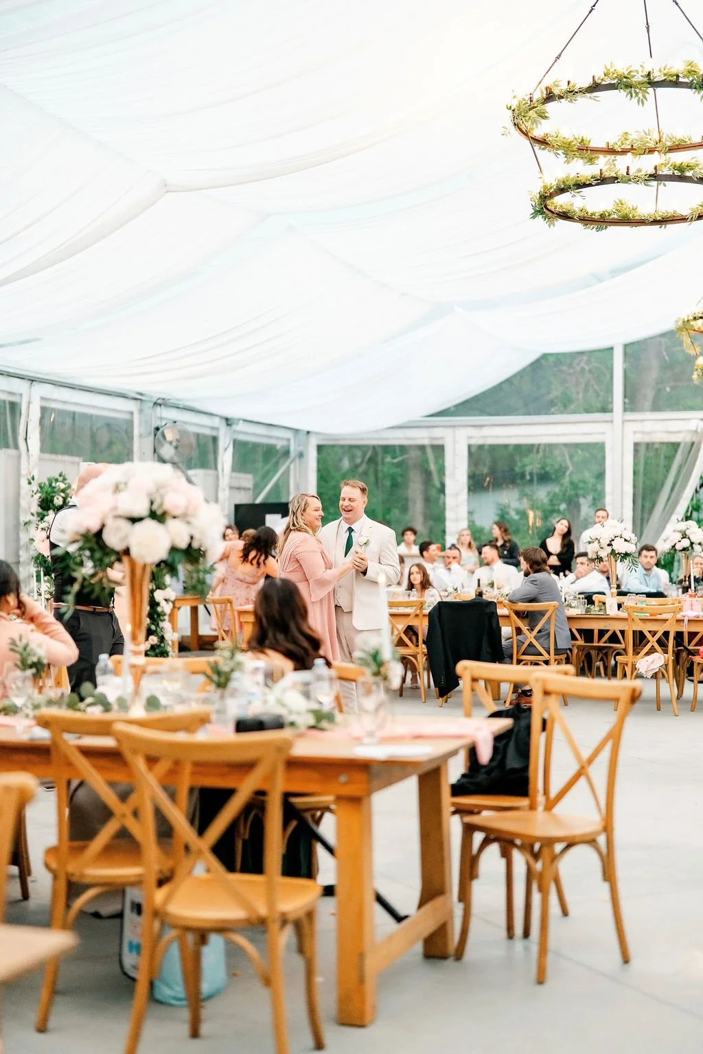 oakland-estate-wedding-oakland-estate-wedding-photographer-calgary-wedding-photographer-outdoor-summer-wedding-alberta-wedding-photography-estate-wedding