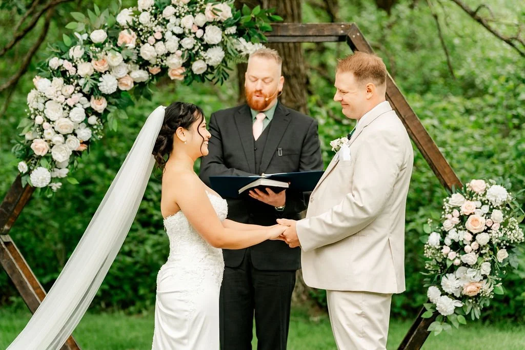 oakland-estate-wedding-oakland-estate-wedding-photographer-calgary-wedding-photographer-outdoor-summer-wedding-alberta-wedding-photography-estate-wedding