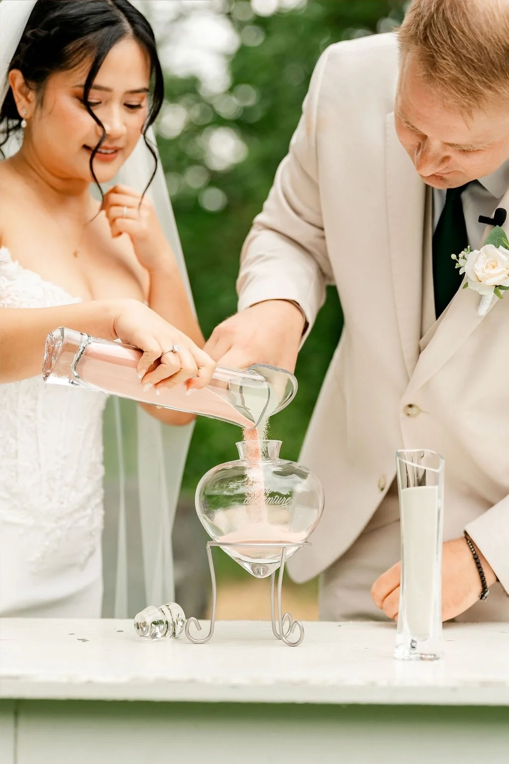 oakland-estate-wedding-oakland-estate-wedding-photographer-calgary-wedding-photographer-outdoor-summer-wedding-alberta-wedding-photography-estate-wedding
