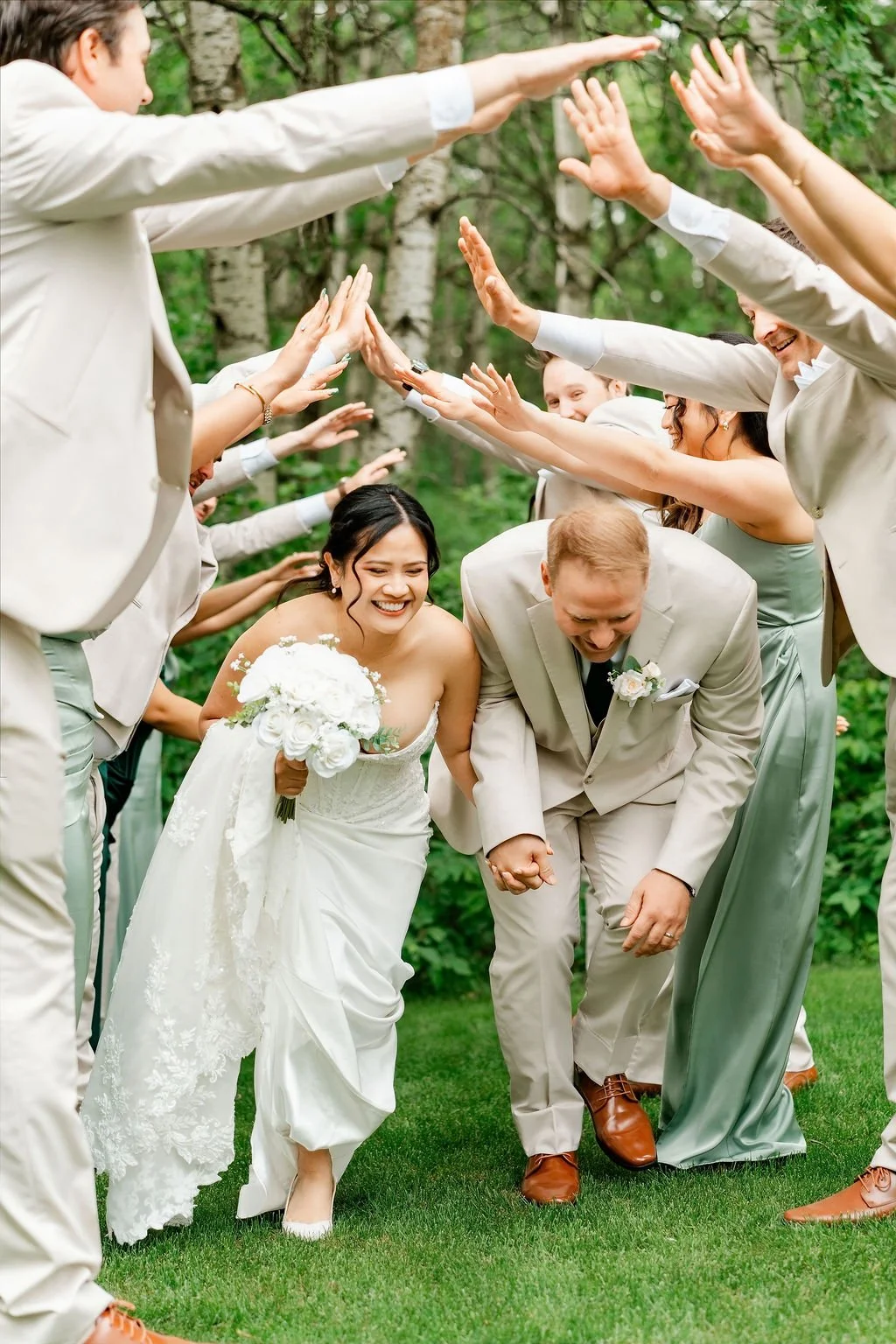 oakland-estate-wedding-oakland-estate-wedding-photographer-calgary-wedding-photographer-outdoor-summer-wedding-alberta-wedding-photography-estate-wedding