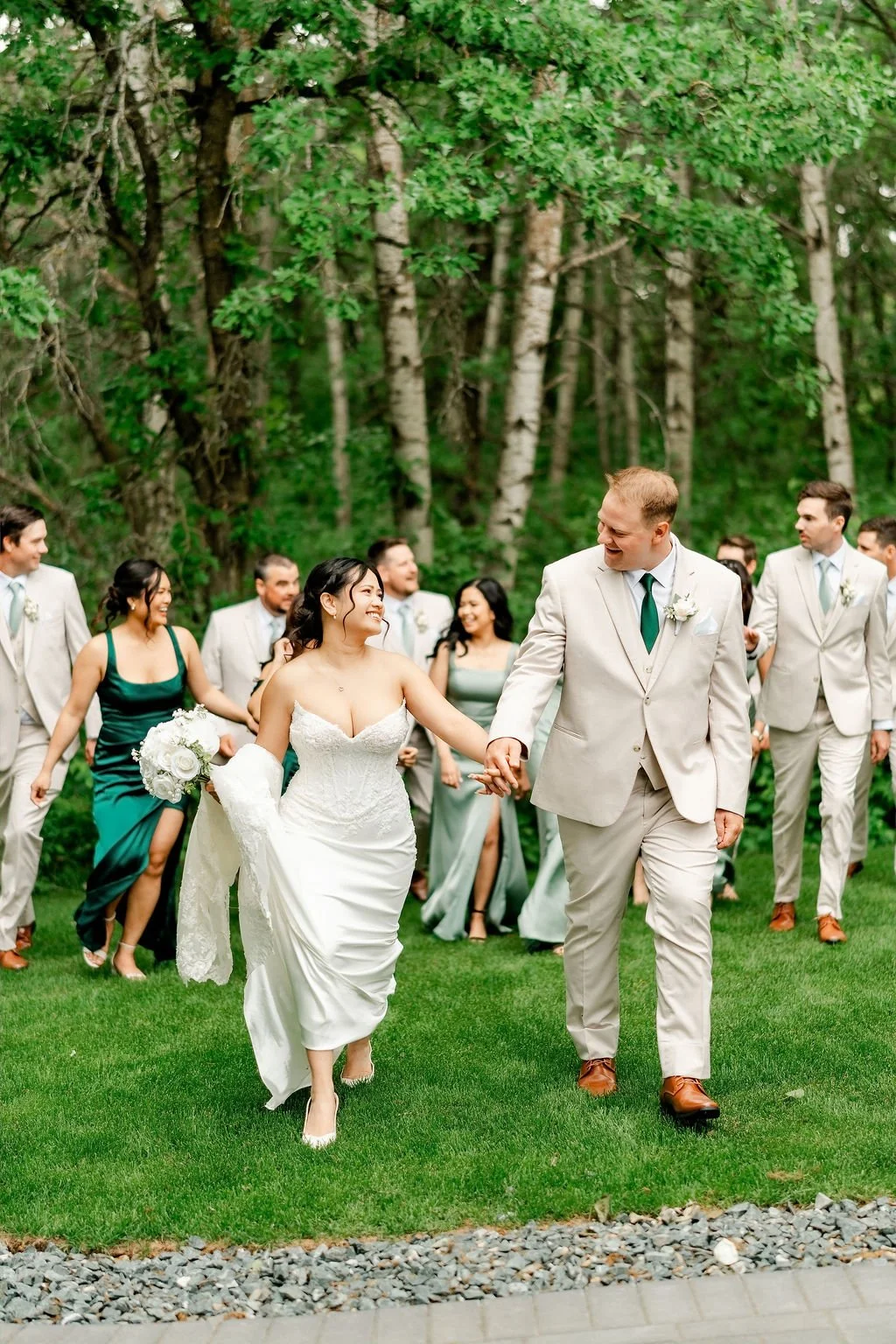 oakland-estate-wedding-oakland-estate-wedding-photographer-calgary-wedding-photographer-outdoor-summer-wedding-alberta-wedding-photography-estate-wedding