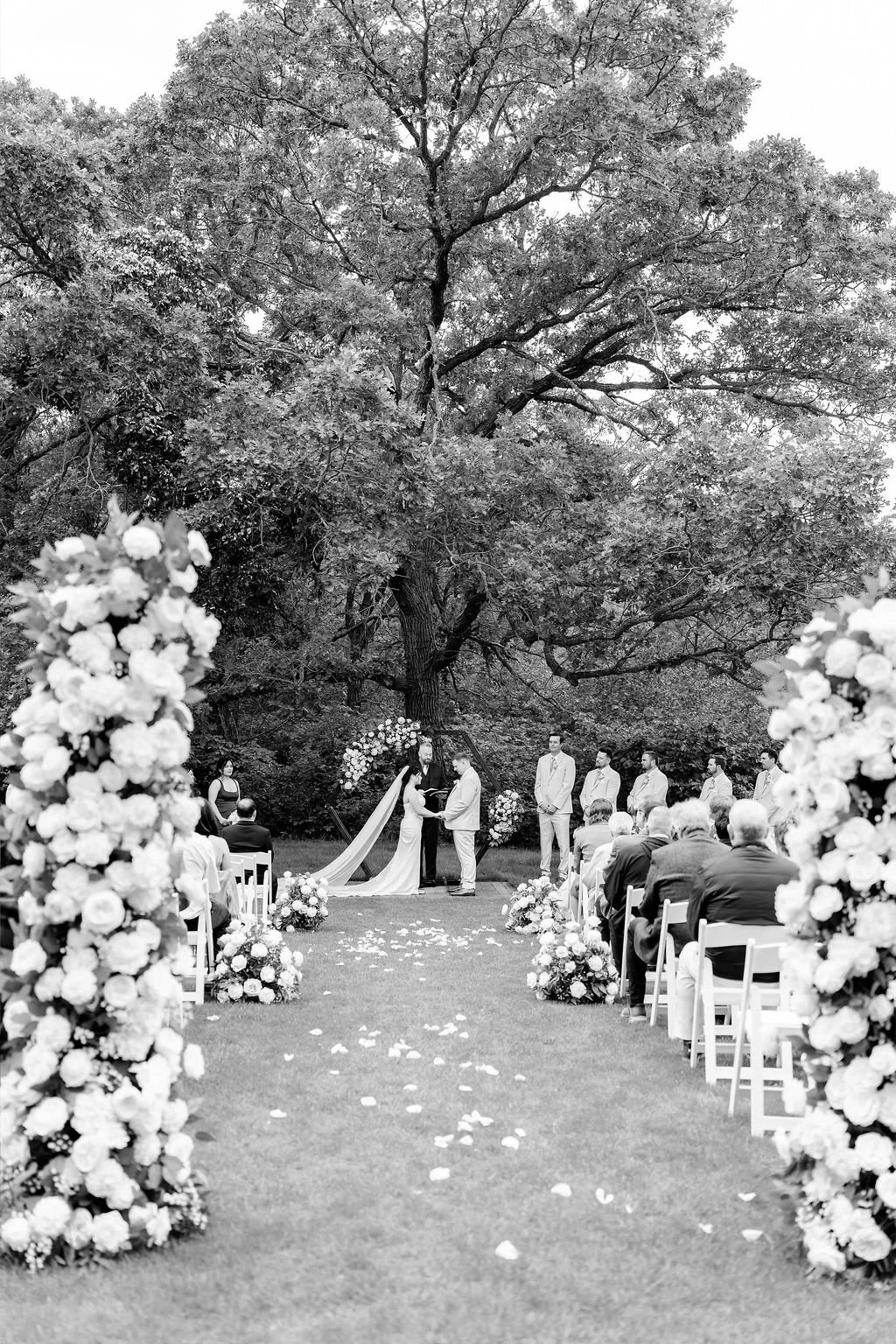 oakland-estate-wedding-oakland-estate-wedding-photographer-calgary-wedding-photographer-outdoor-summer-wedding-alberta-wedding-photography-estate-wedding