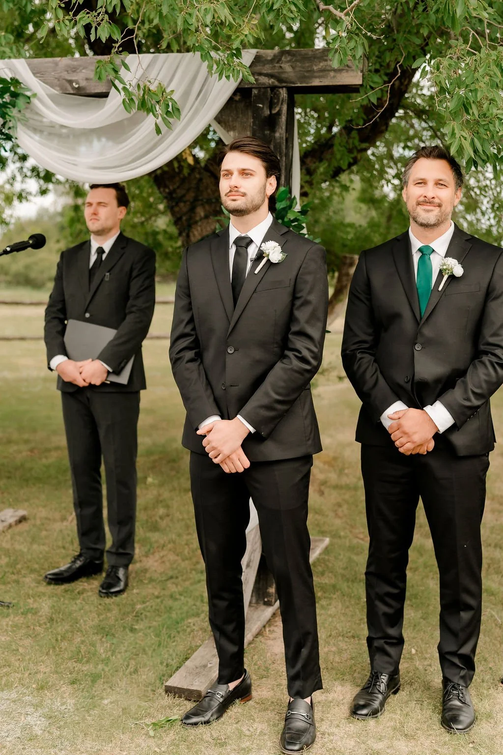 boothill-wedding-venue-boothill-wedding-venue-photographer-filmed-by-silas-weddings-alberta-wedding-photographer-september-wedding-outdoor-wedding