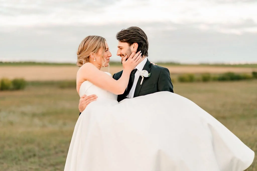 boothill-wedding-venue-boothill-wedding-venue-photographer-filmed-by-silas-weddings-alberta-wedding-photographer-september-wedding-outdoor-wedding
