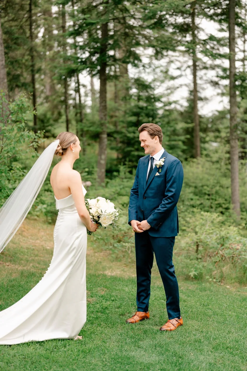 clear-lake-wedding-danceland-wedding-clear-lake-wedding-photographer-manitoba-wedding-photographer-filmed-by-silas-weddings-june-wedding-lakeside-wedding
