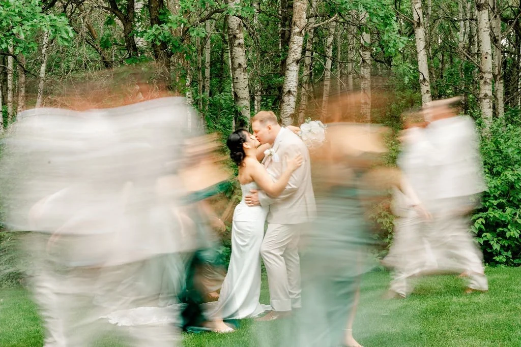 oakland-estate-wedding-oakland-estate-wedding-photographer-calgary-wedding-photographer-outdoor-summer-wedding-alberta-wedding-photography-estate-wedding